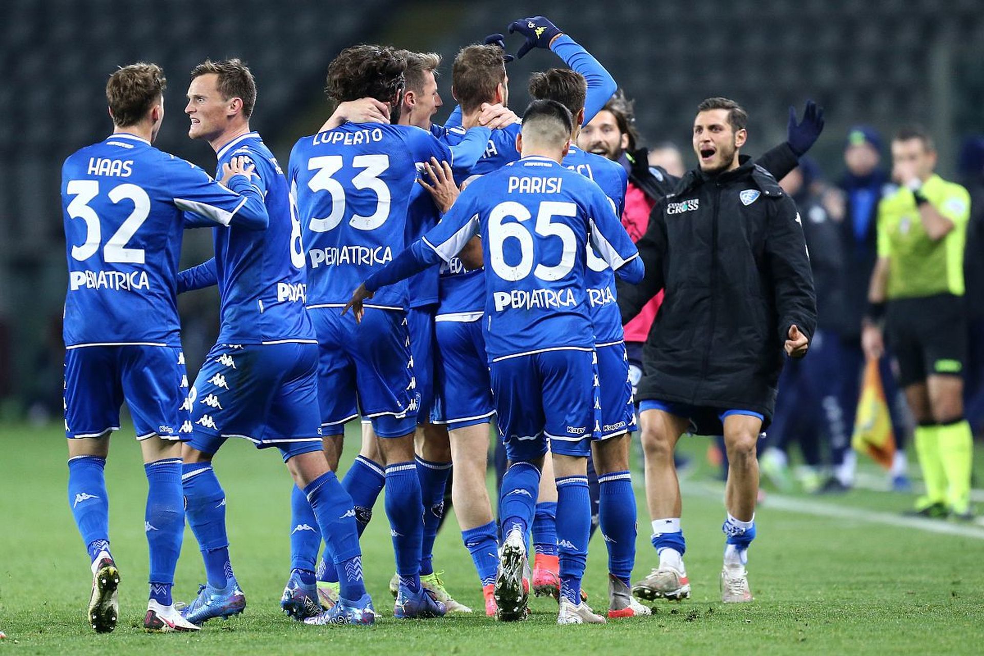 纷纷友情客 纷纷友情客